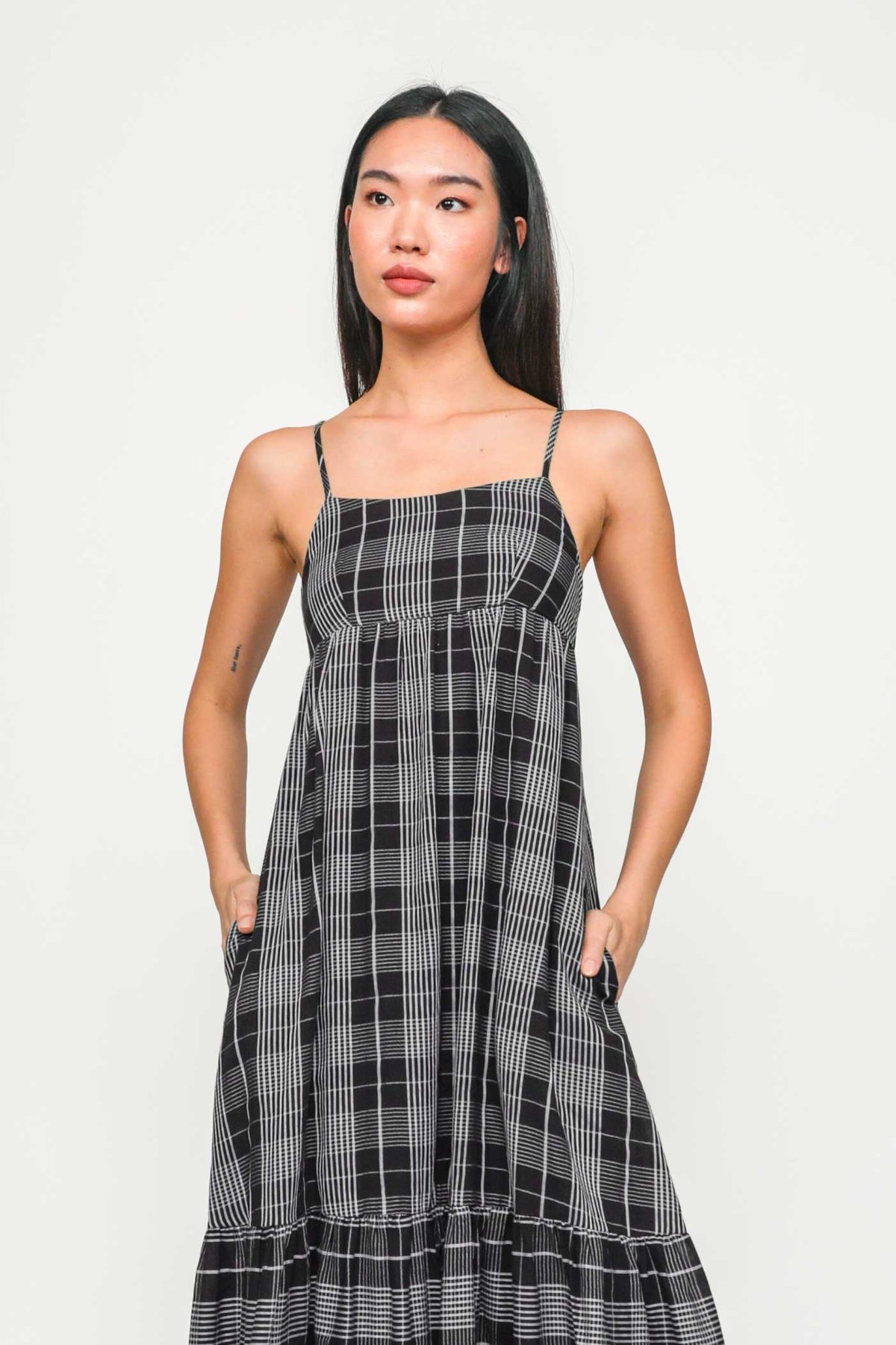 Eliza Flowy Maxi Dress (Black Checkered)