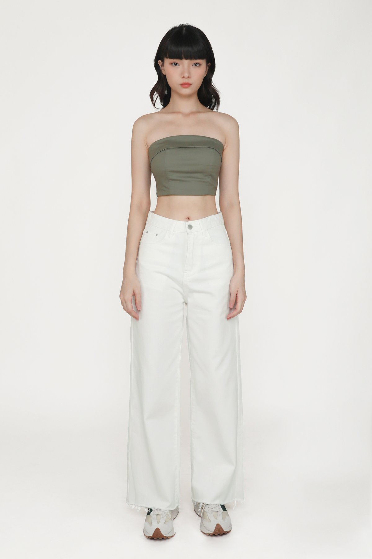 Louise Frayed Hem Denim Jeans (White)