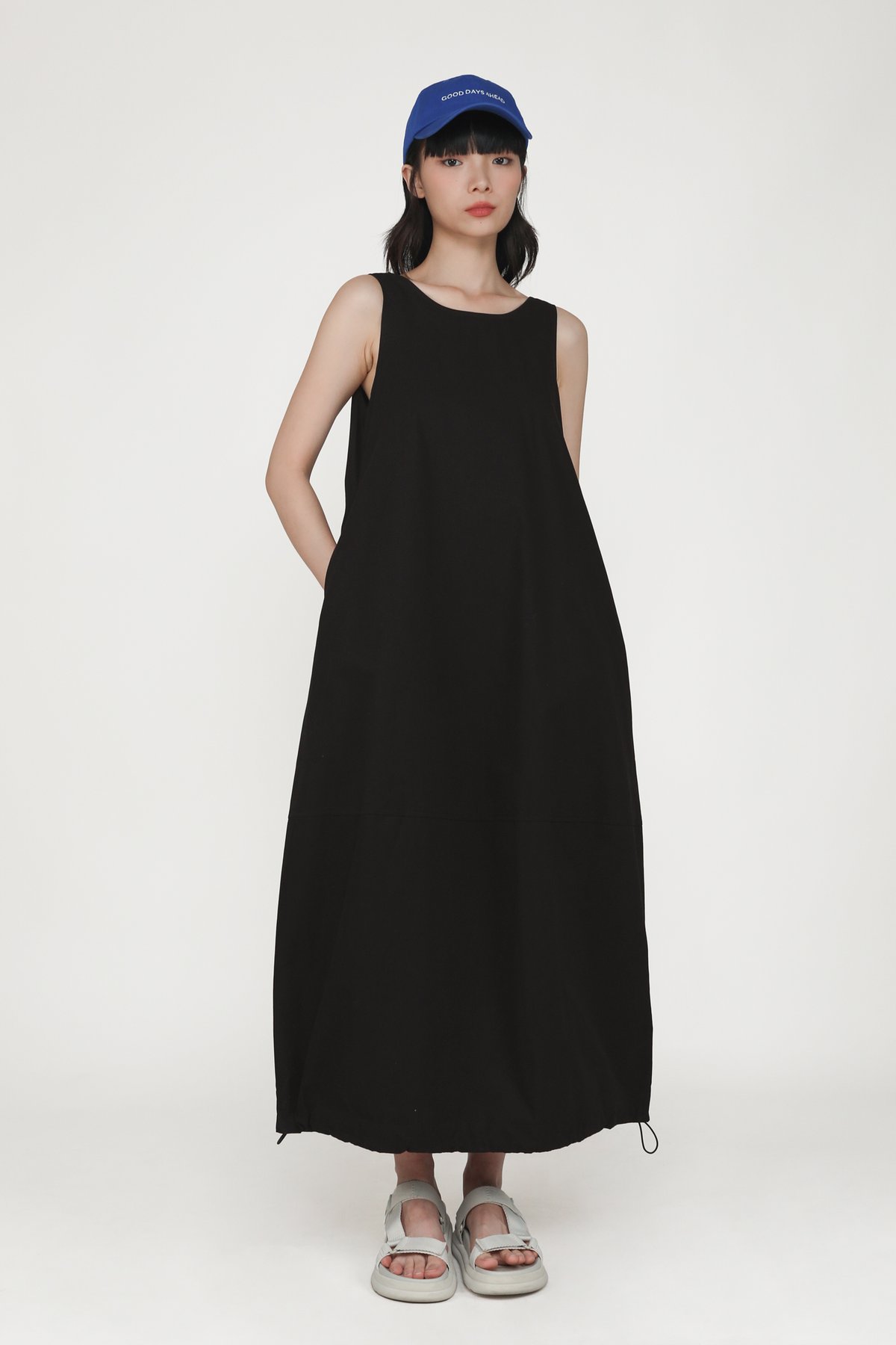 Anthea Parachute Maxi Dress (Black)