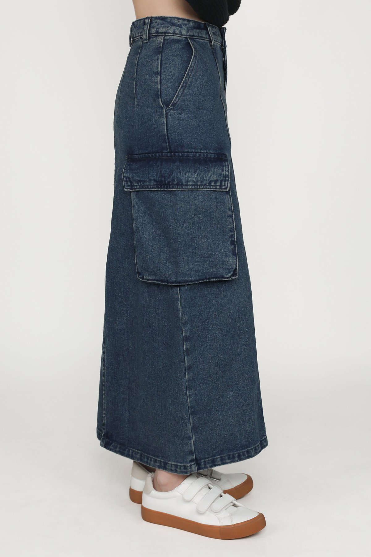 Devina Cargo Denim Maxi Skirt (Vintage Wash)