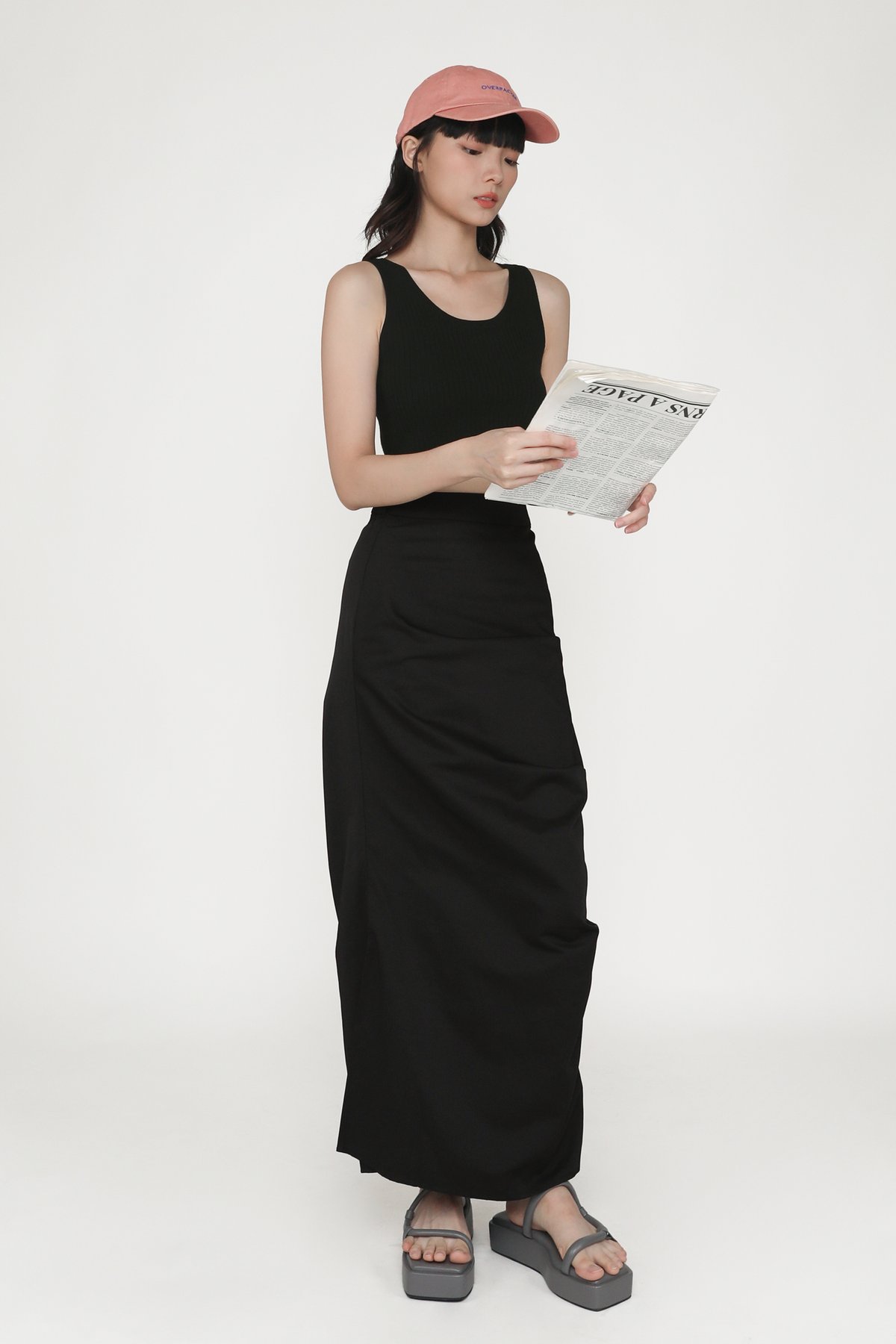 Yuna Ruched Maxi Skirt (Black)