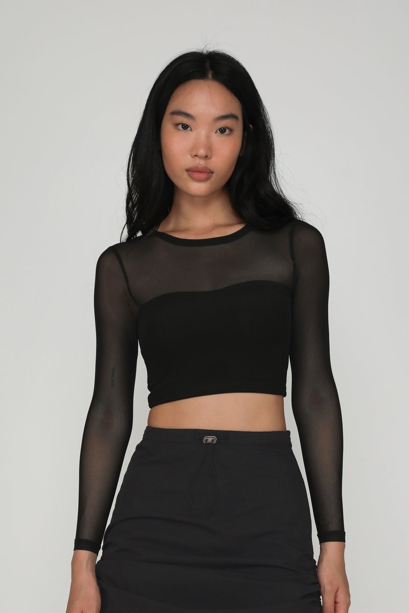 https://d1q5bpl6sg45iv.cloudfront.net/sites/files/ttr/images/products/202308/800x1200/marae-black-mesh-long-sleeve-padded-top-image-4-the-tinsel-rack-singapore.jpg