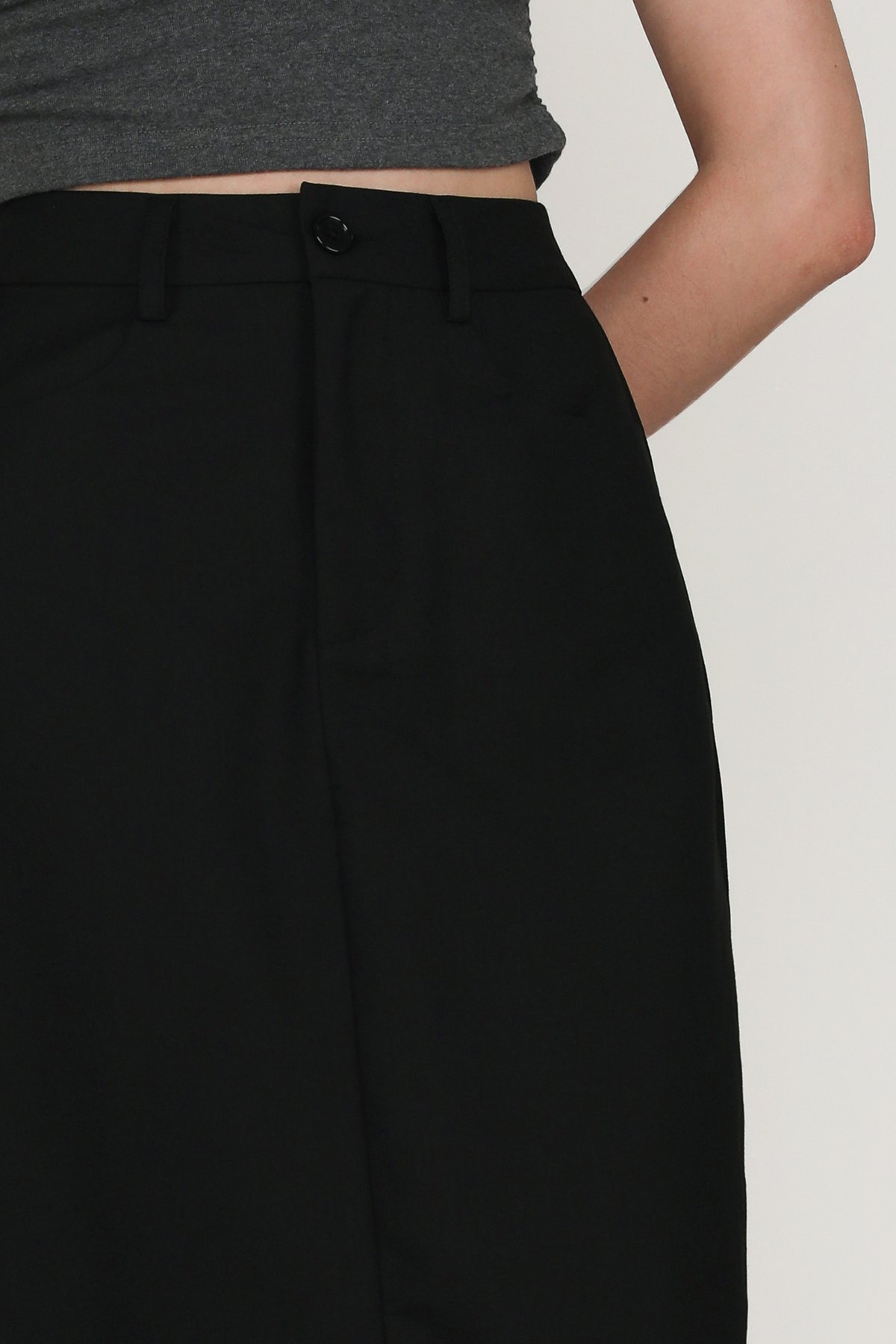 Petite Flyn Tailored Maxi Skirt (Black)