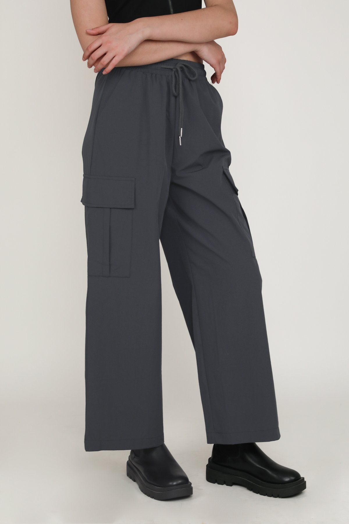 Regina Nylon Cargo Pants (Dark Grey)