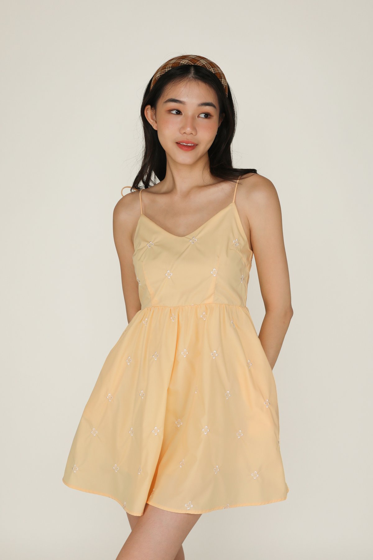 Evangeline Embroidery Romper (Daffodil Yellow)