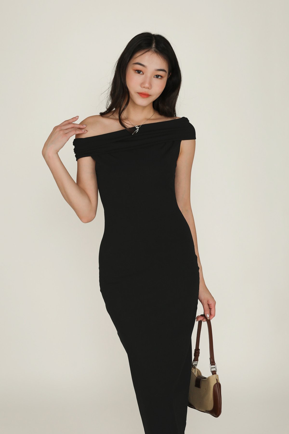 Helena Asymmetrical Shoulder Maxi Dress (Black)
