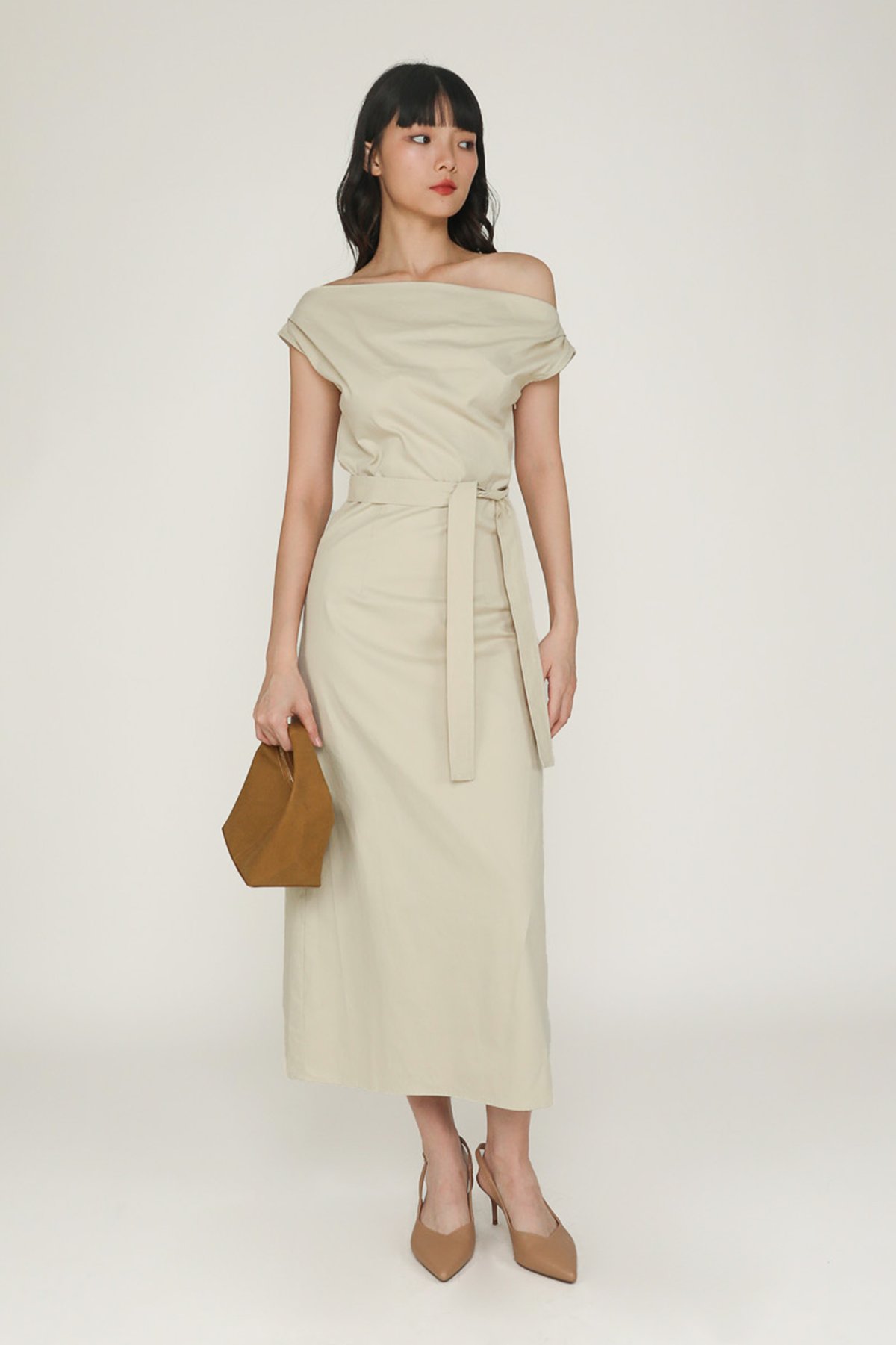 Kael Asymmetrical Shoulder Maxi Dress (Flax)