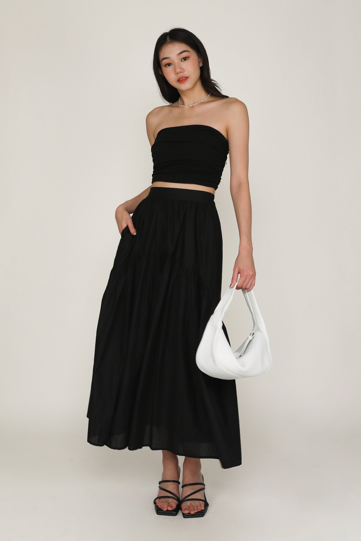 Isabella Tiered Maxi Skirt (Black)