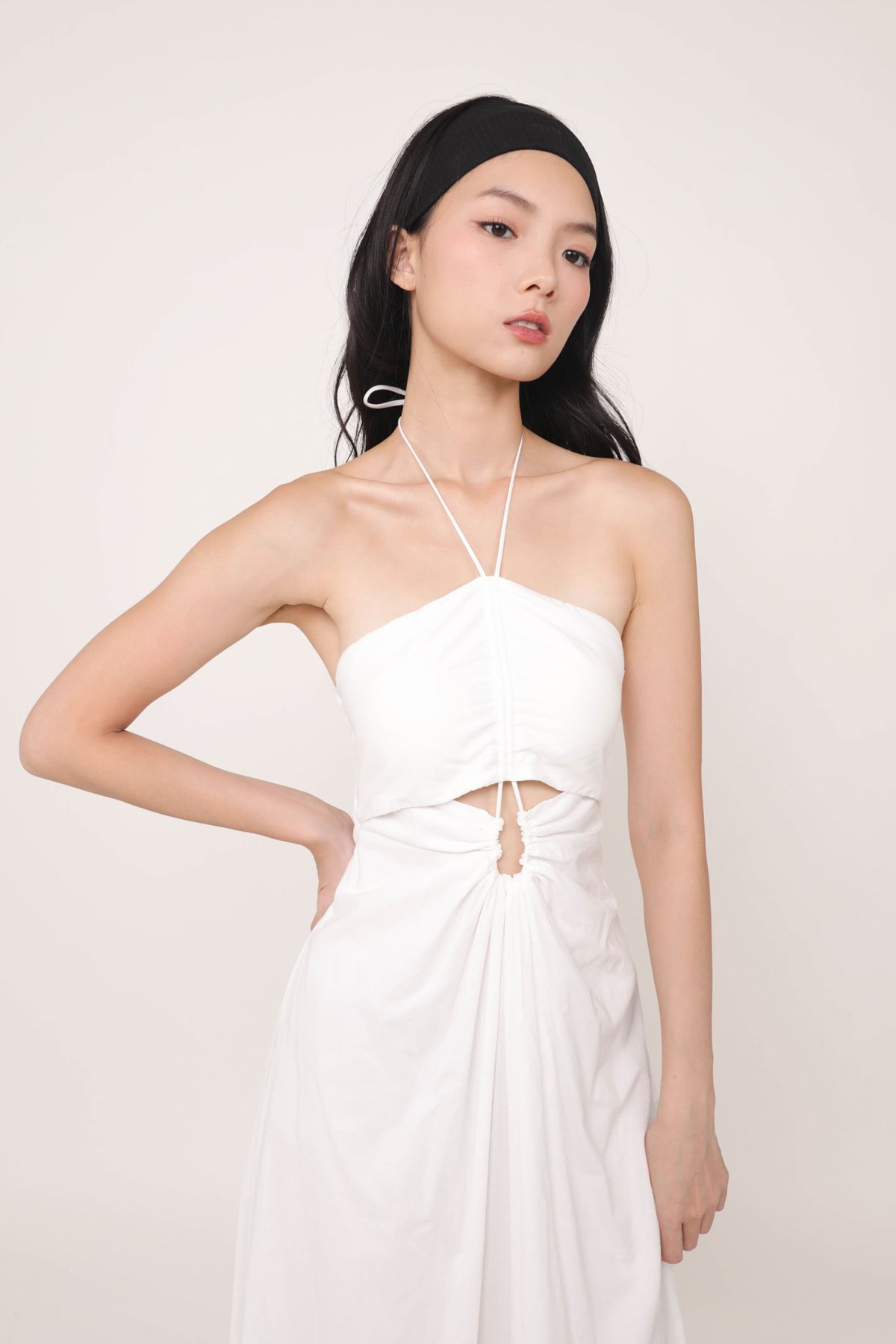 Meia Halter Ruched Padded Dress (White)