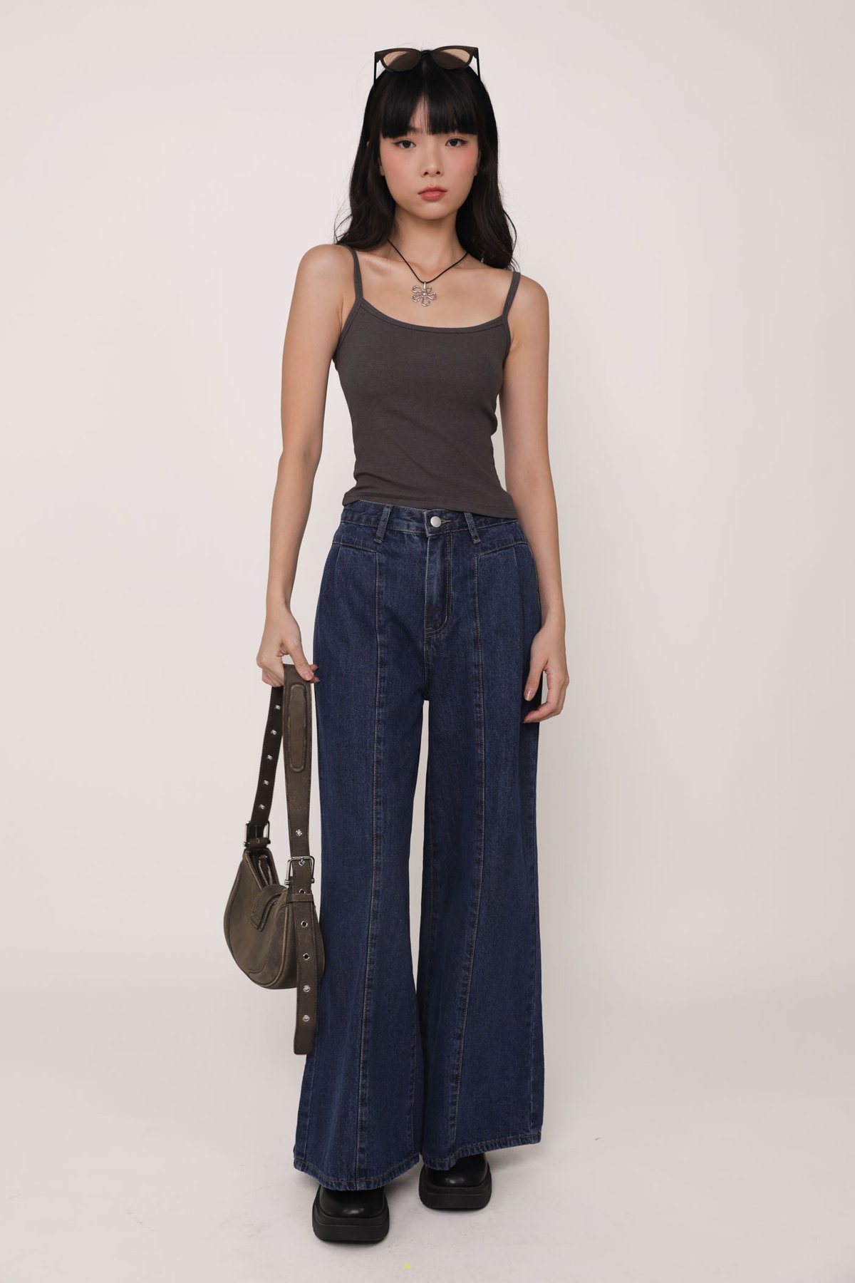 Petite Bryton Wide Leg Denim Jeans (Mid Wash)