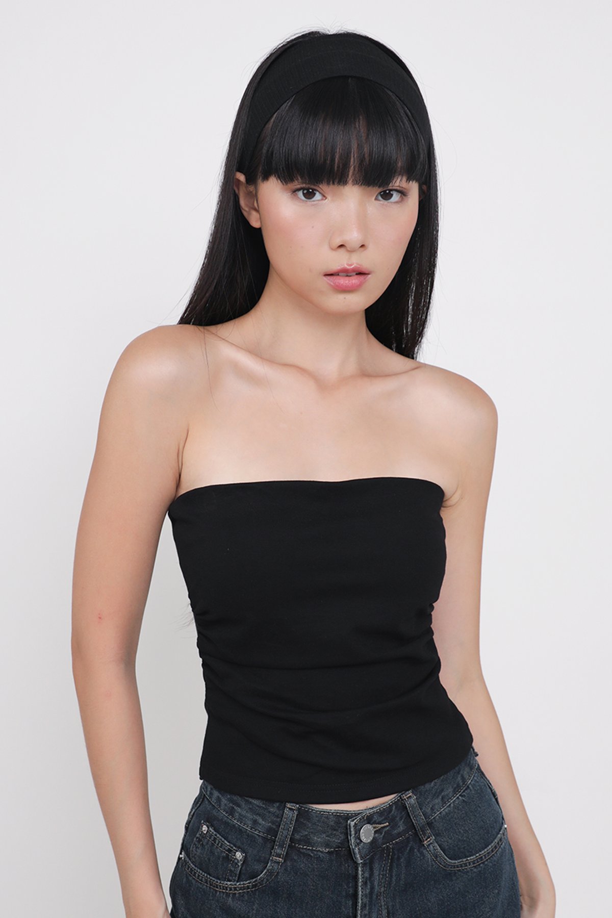 Rica Ruched Padded Tube Top (Black)