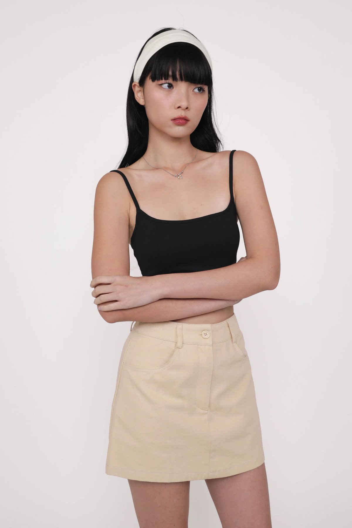 Adela Curved Hem Padded Top (Black)