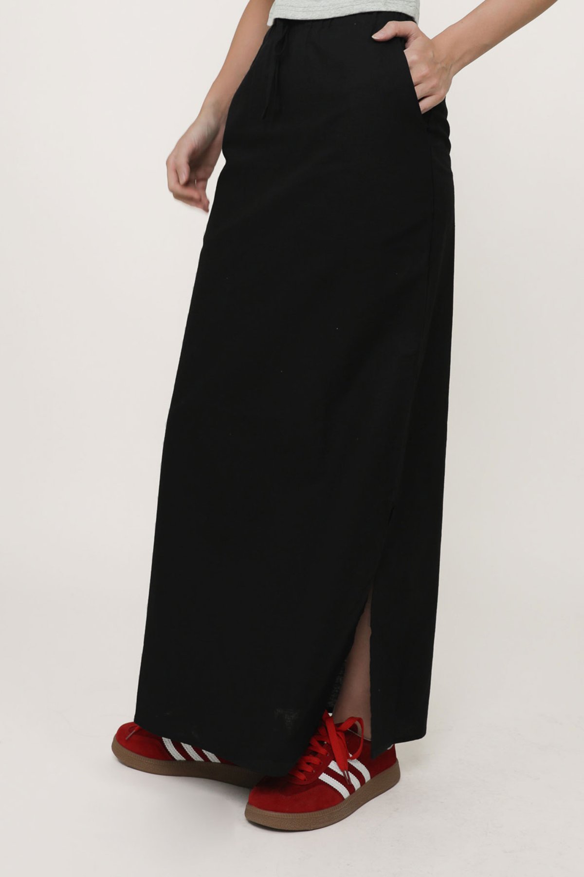 Jaden Linen Drawstring Maxi Skirt (Black)