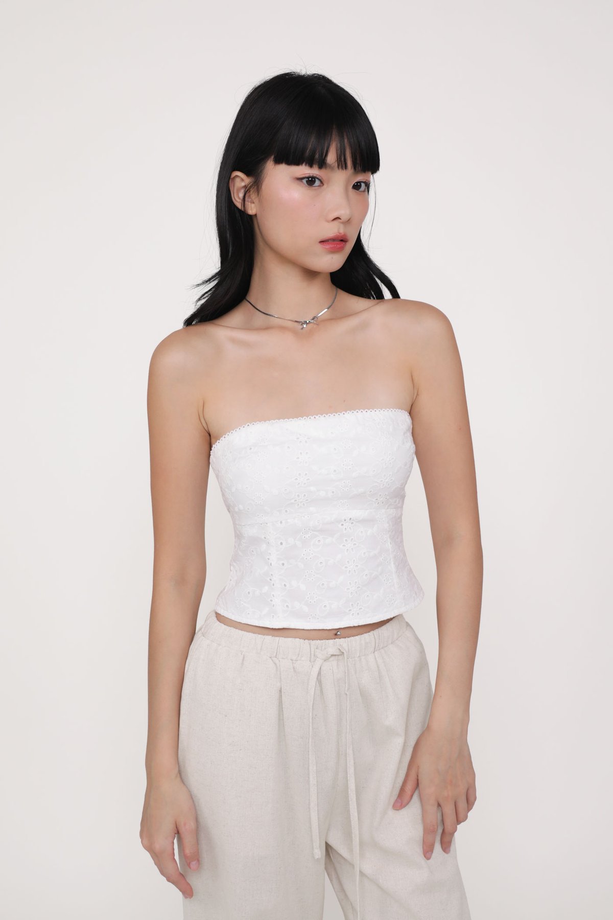 Shanice Eyelet Tube Padded Top (White)