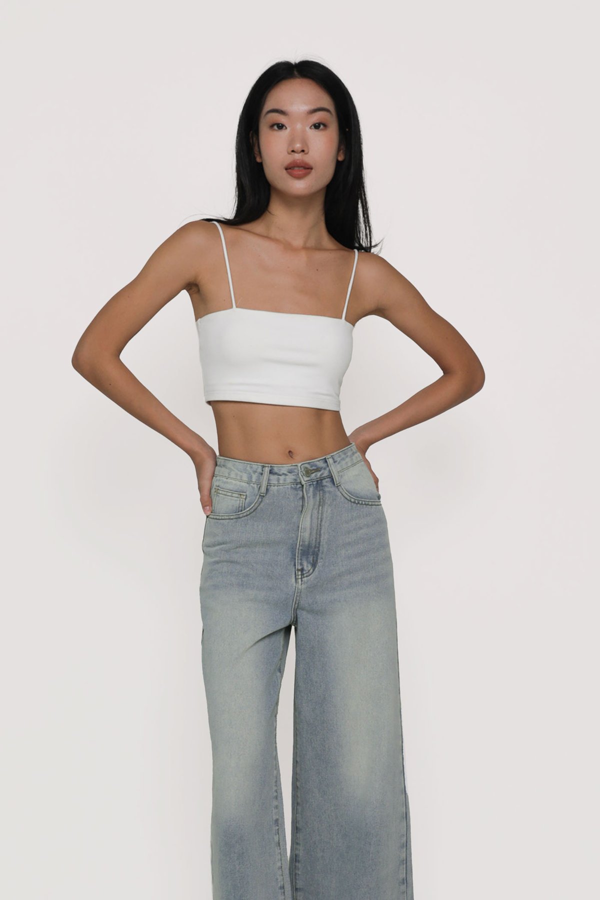 Regular Benjamin Wide Leg Denim Jeans (Light Wash)