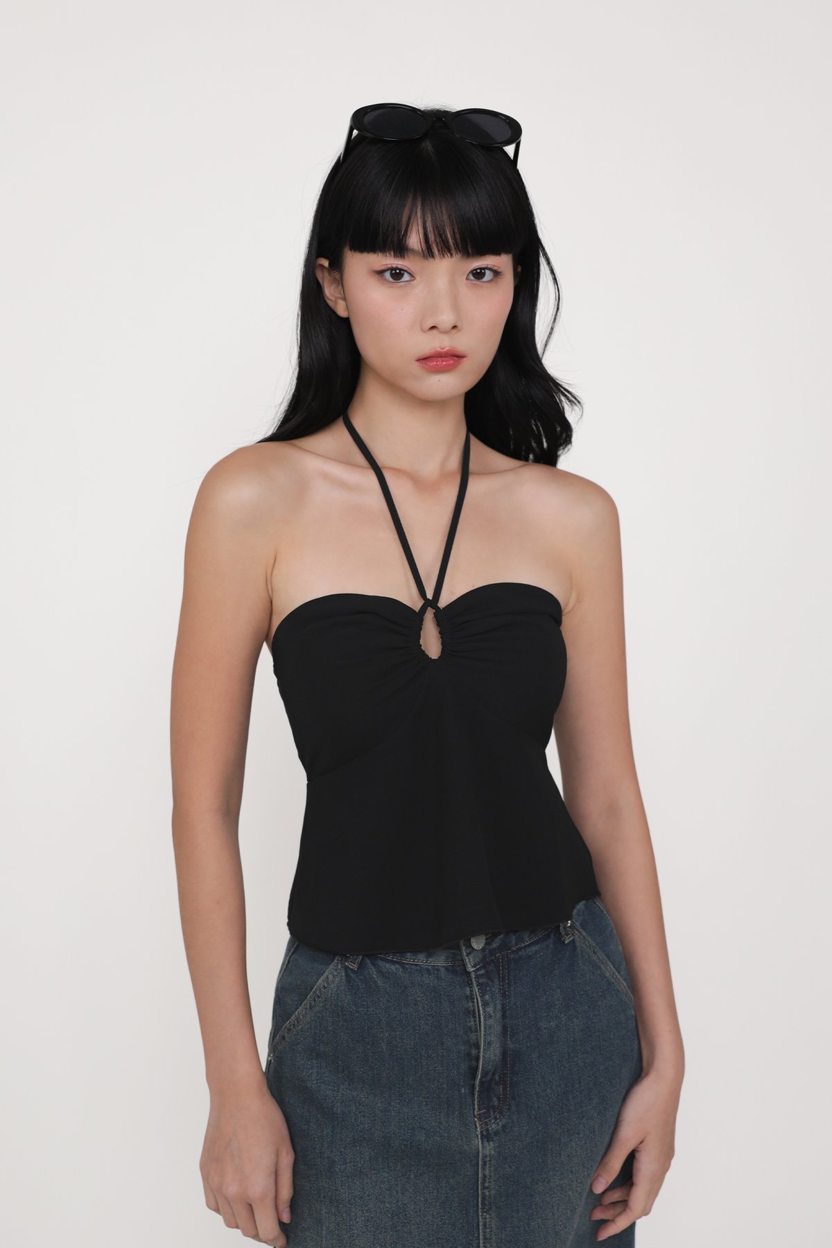 Dion Keyhole Halter Padded Top (Black)