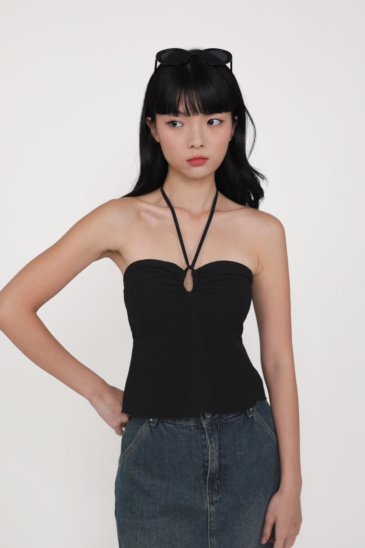 Dion Keyhole Halter Padded Top (Black)