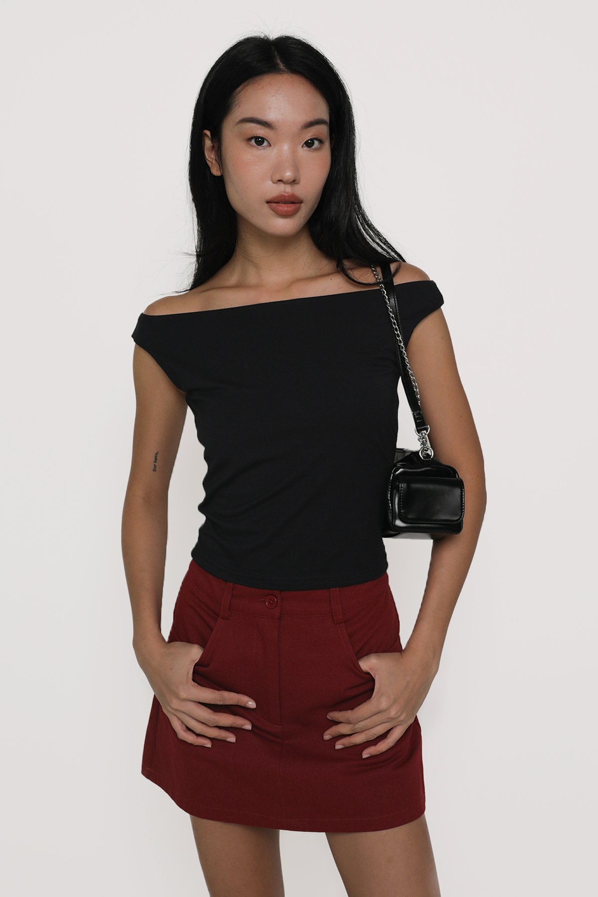 Merida Off Shoulder Top (Black)