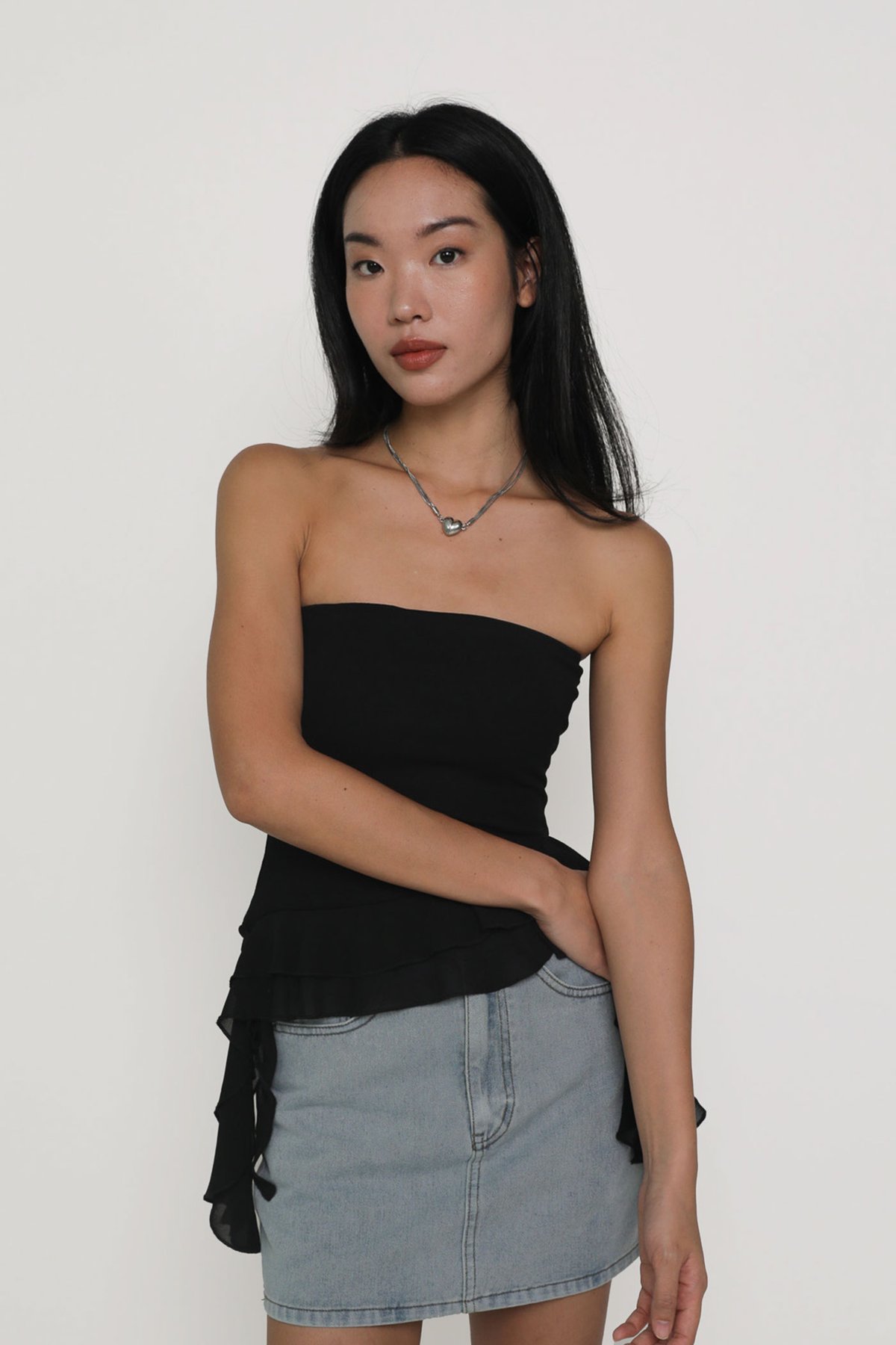 Stephanie Ruffles Tube Padded Top (Black)