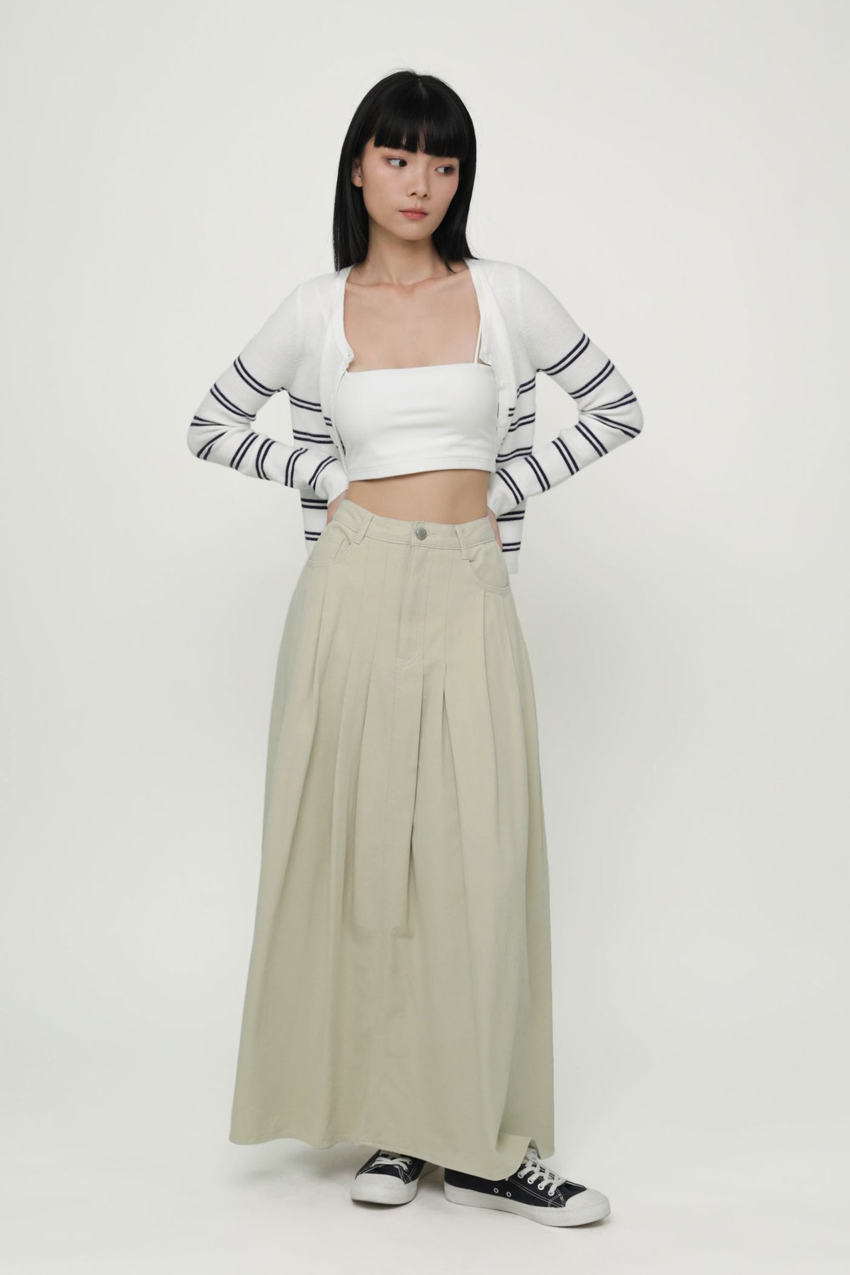 Gillian Pleated Maxi Skirt (Beige)