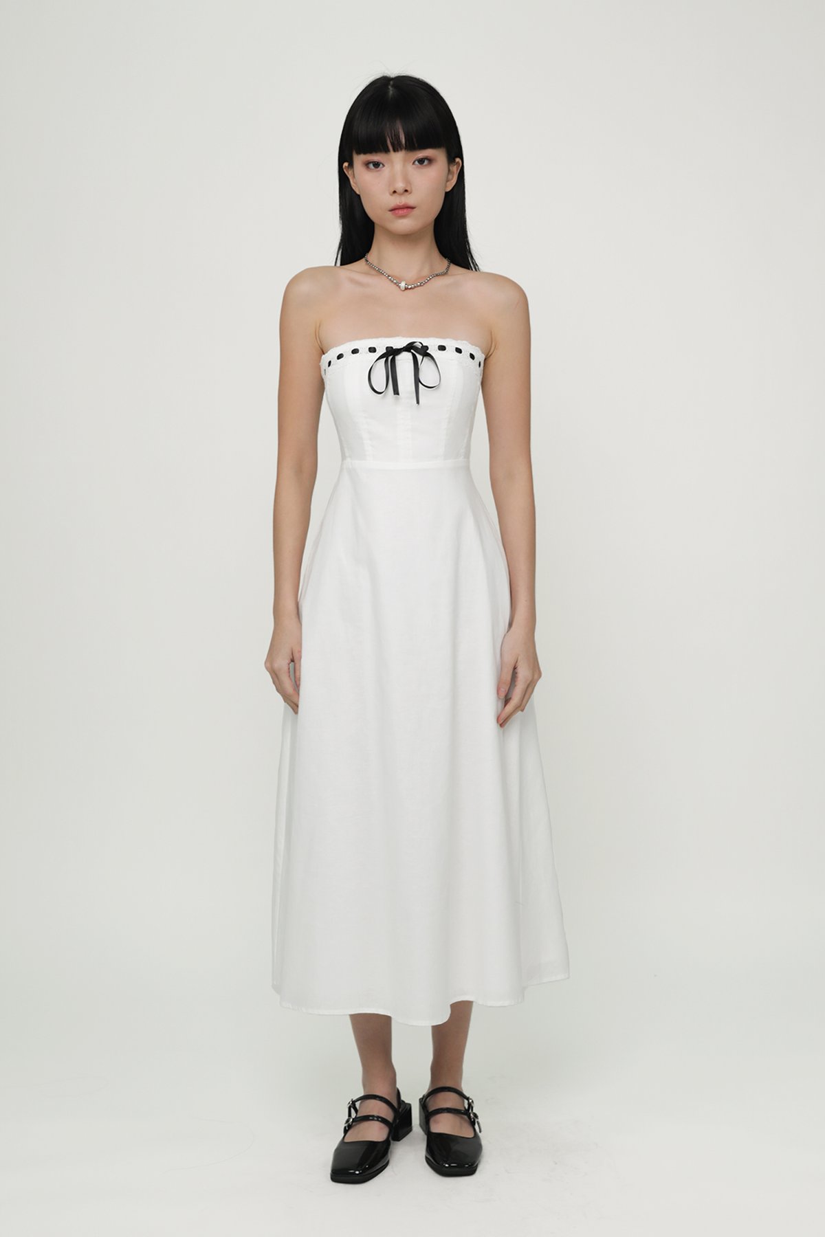 Jessy Ribbon Embroidery Tube Dress (White)