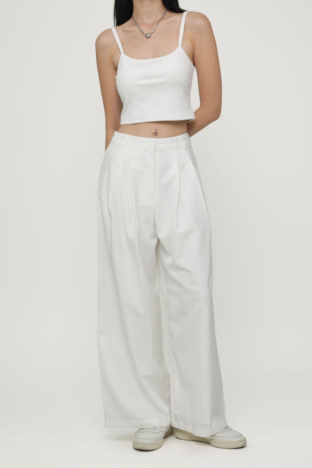 Petite Zena Tailored Pleated Pants (White)