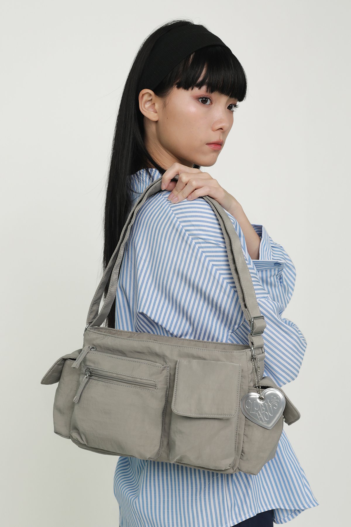 Regular Freddy Cargo Shoulder Bag (Taupe)