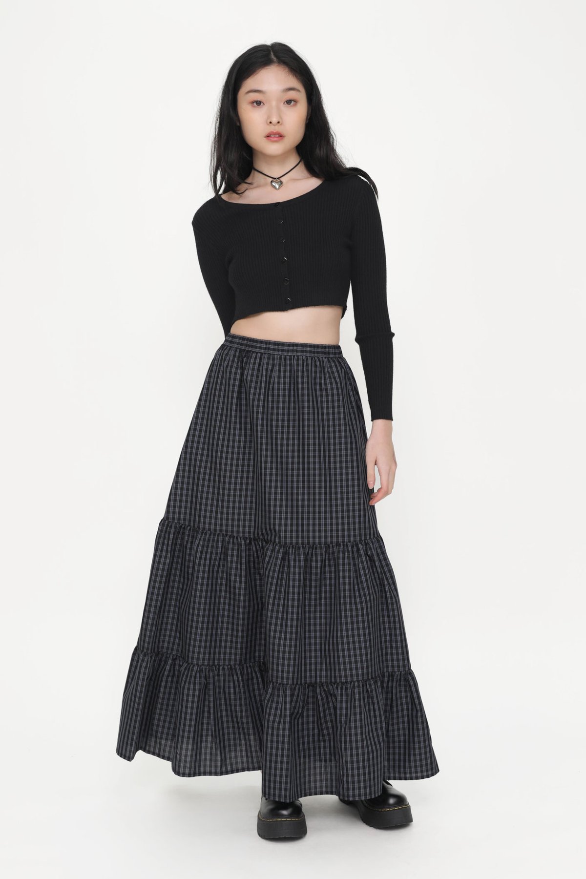 Petite Jardin Tiered Skirt (Navy Plaids)