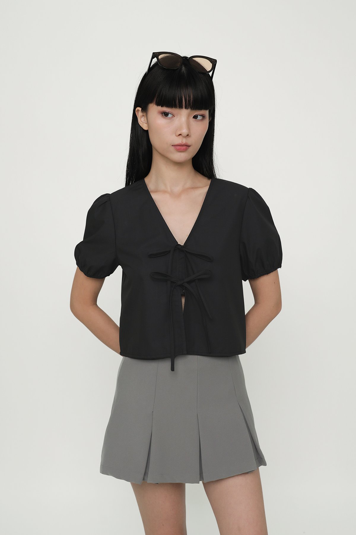 Maybelle Tie Front Puff Sleeve Top (Black)