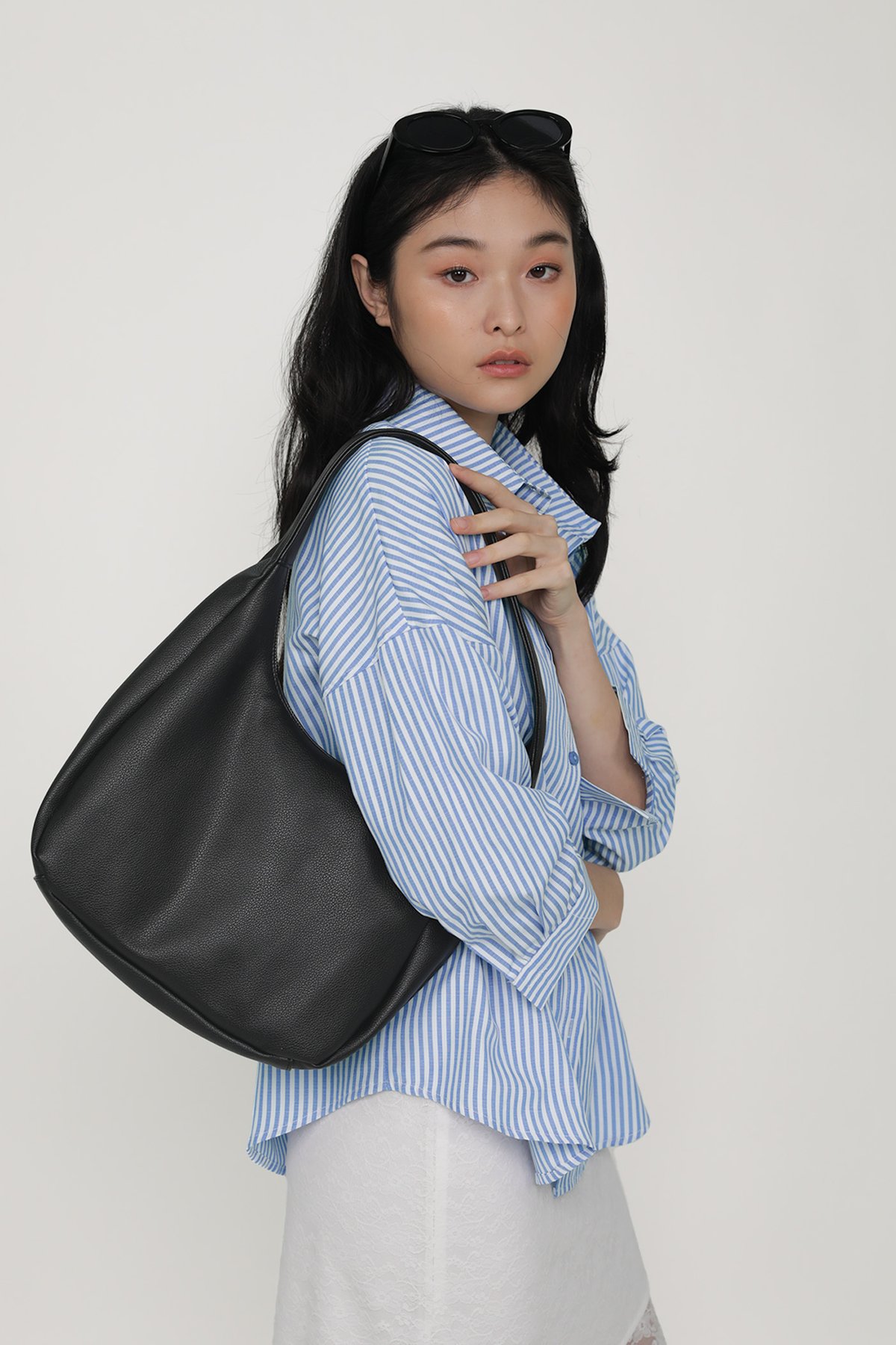 Oslo Hobo Shoulder Bag (Ink)