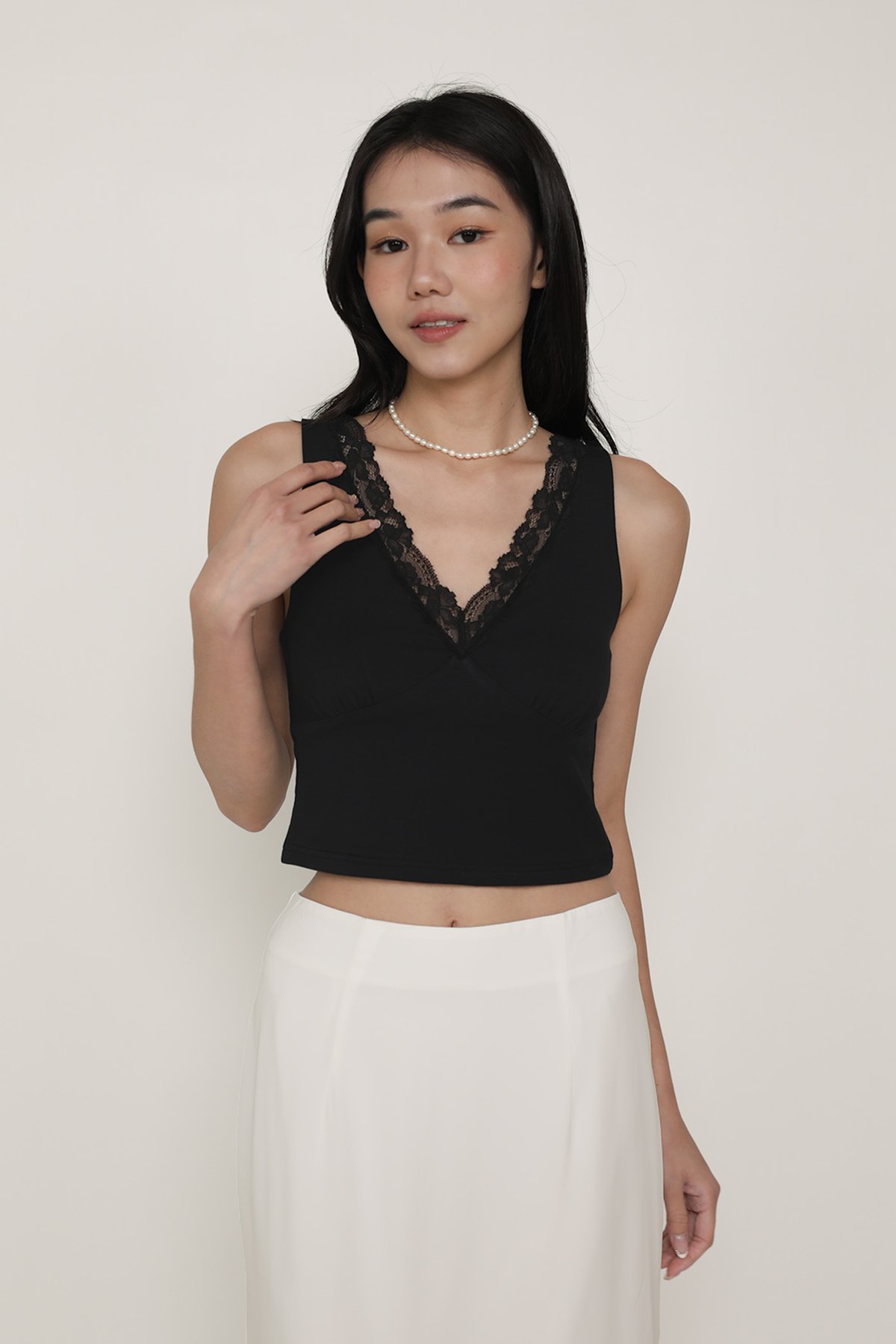 Beverley V Neck Lace Top (Black)