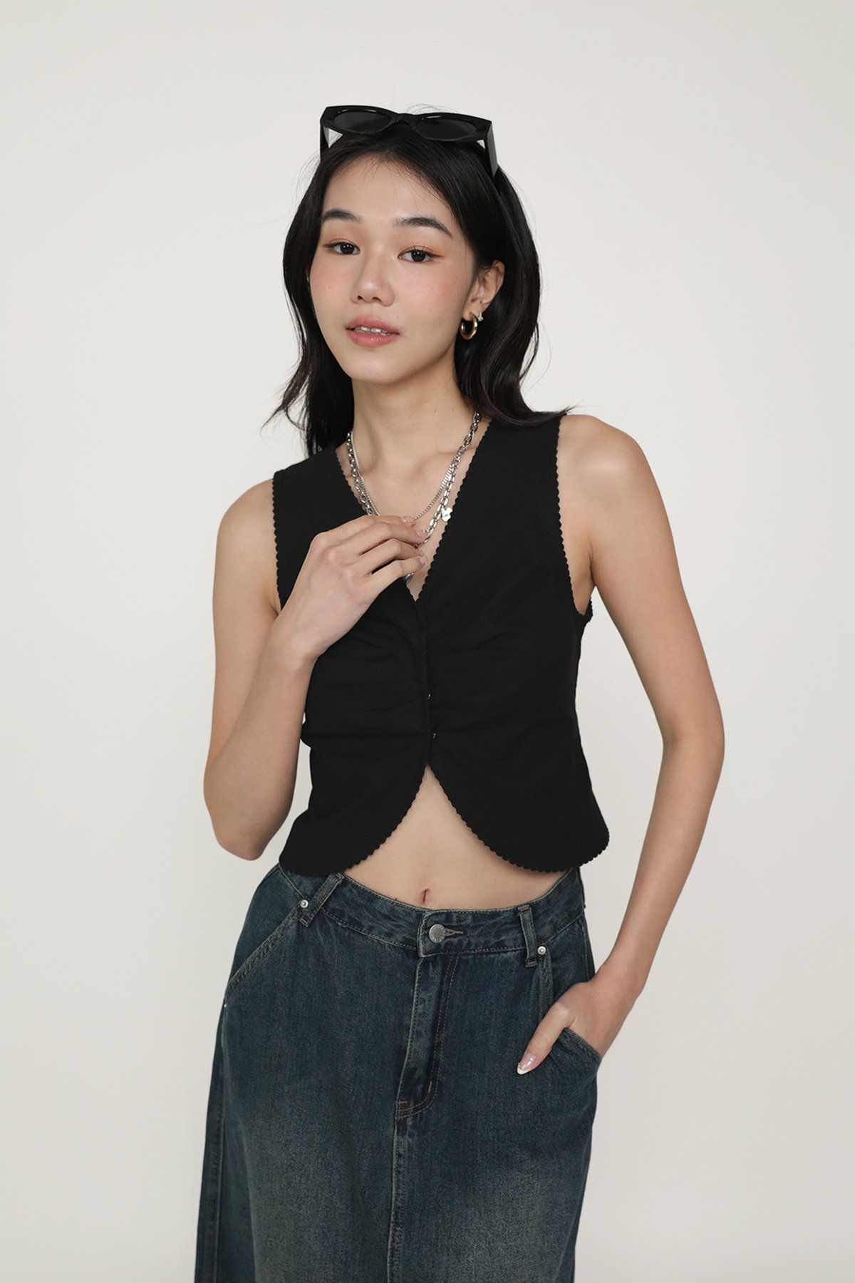 Carlyn Lace Trim Ruched Vest Top (Black)