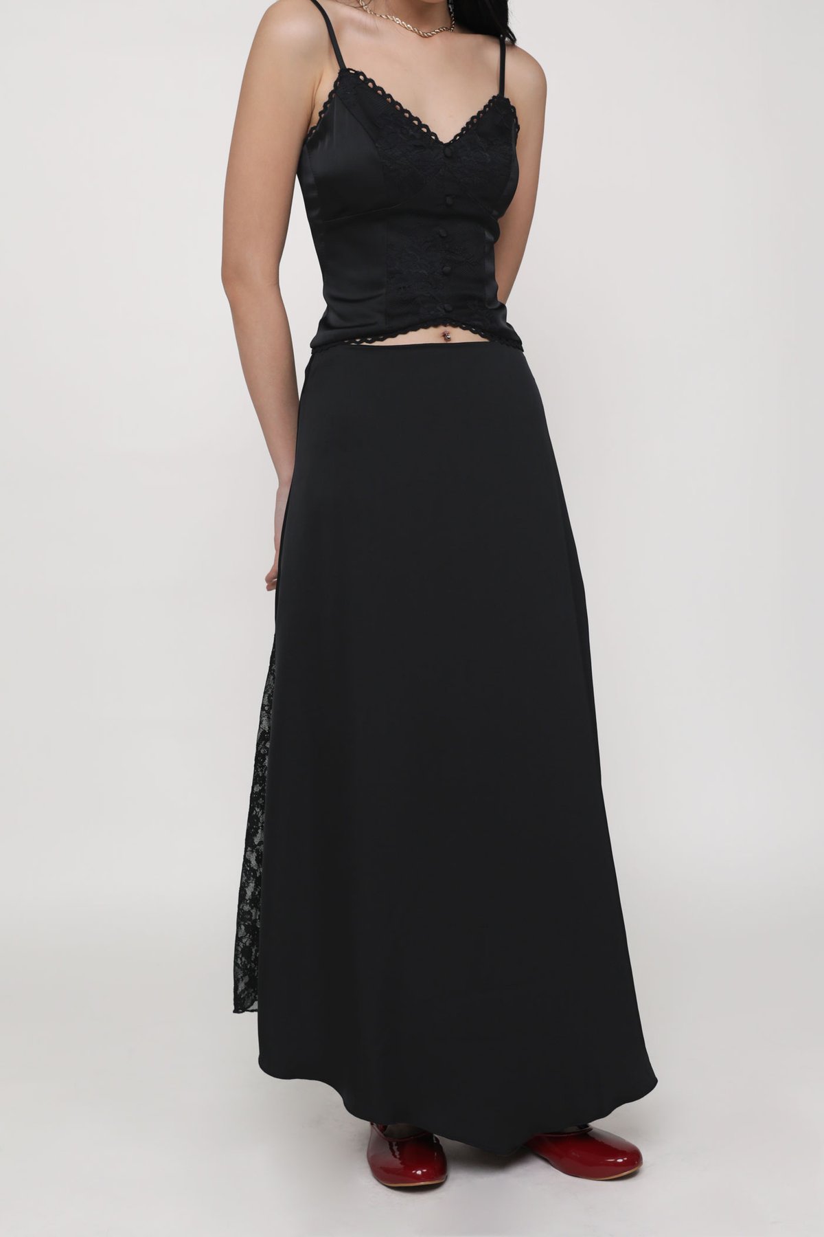 Neomi Side Lace Maxi Skirt (Black)