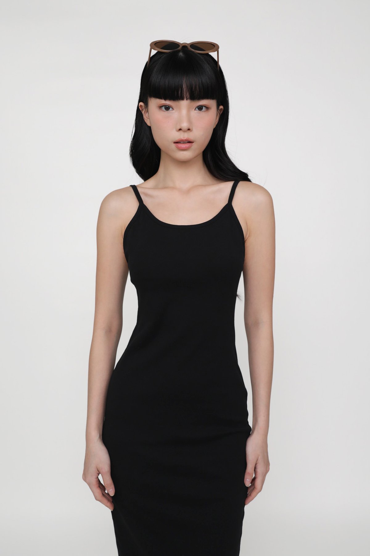 Reine Low Back Padded Dress (Black)