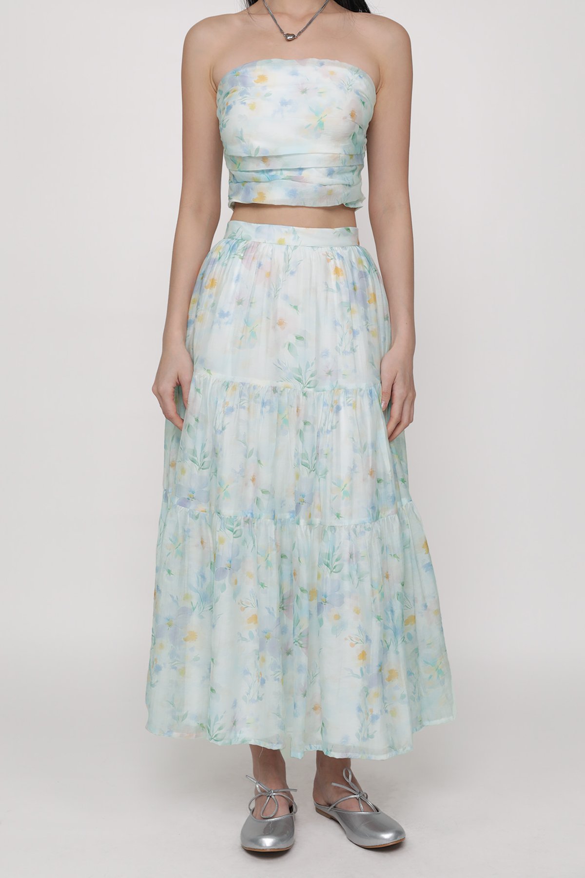 Selena Tiered Midi Skirt (Blue Petals)