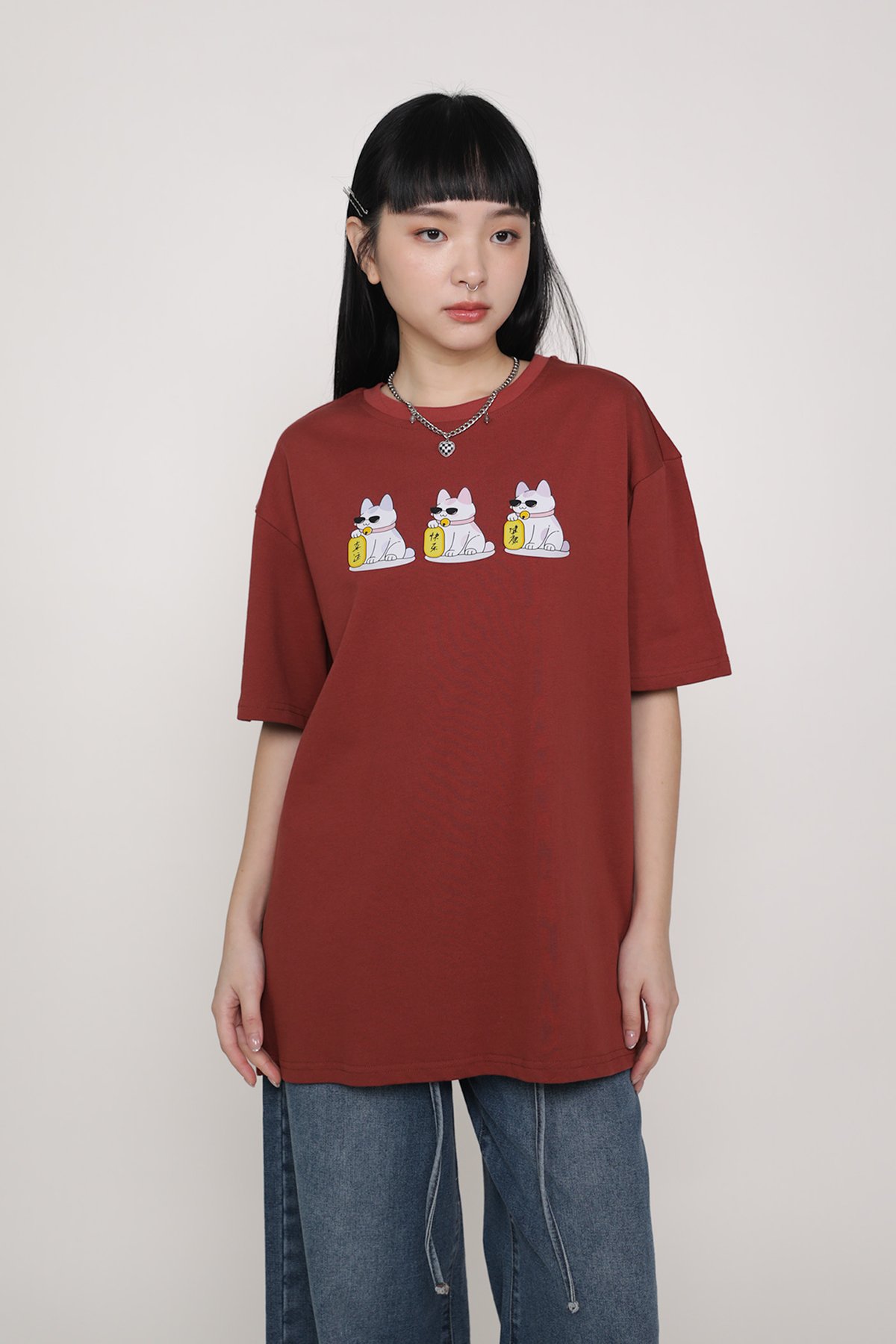 Fortune Cat Tee (Maroon)