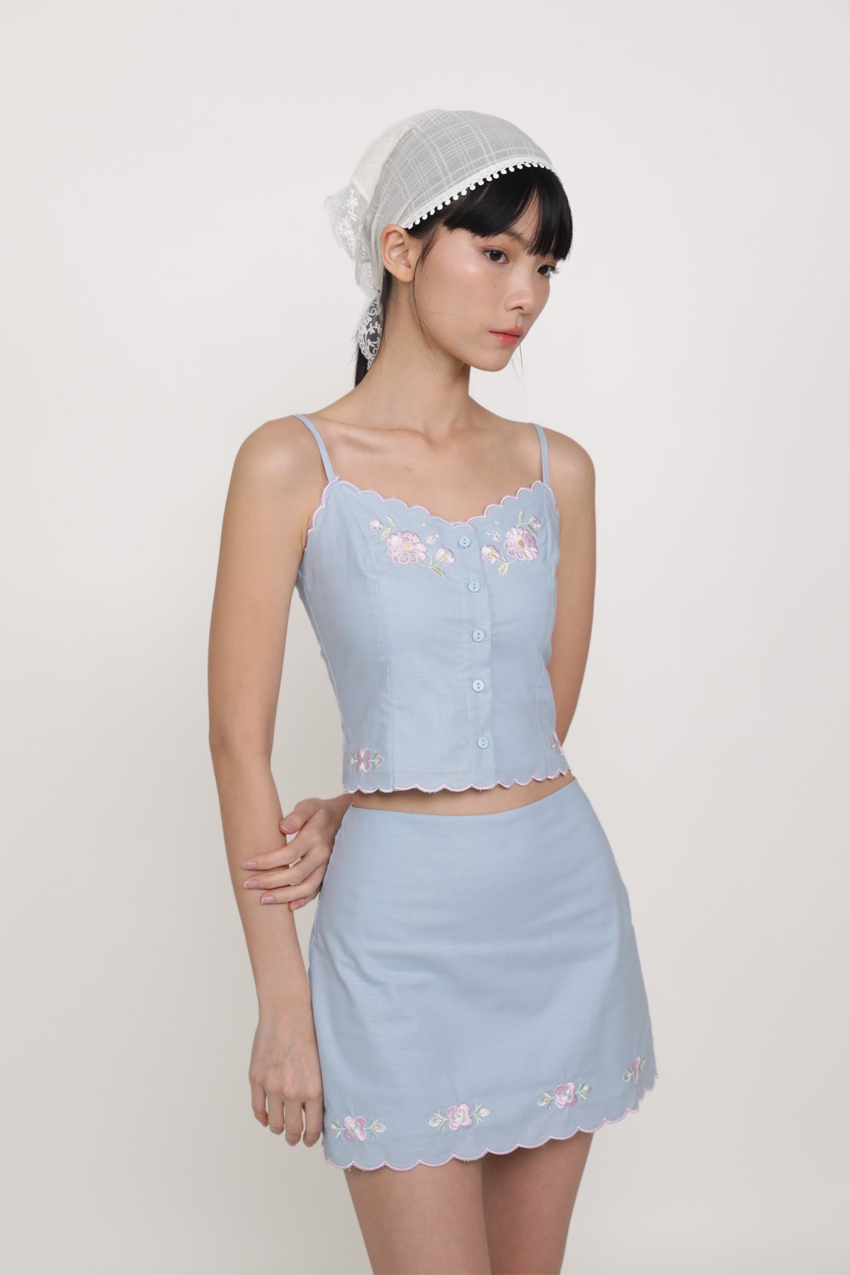 Lilian Embroidery Scallop Hem Top (Blue)