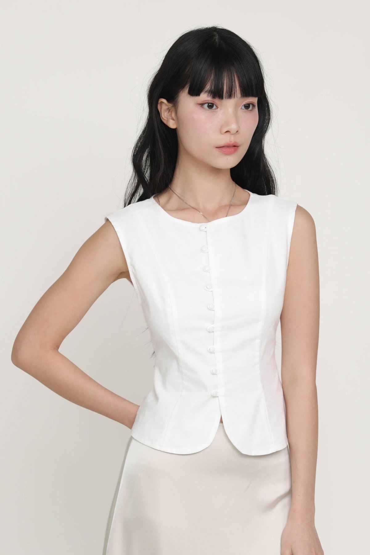 Tessa Linen Button Top (White)