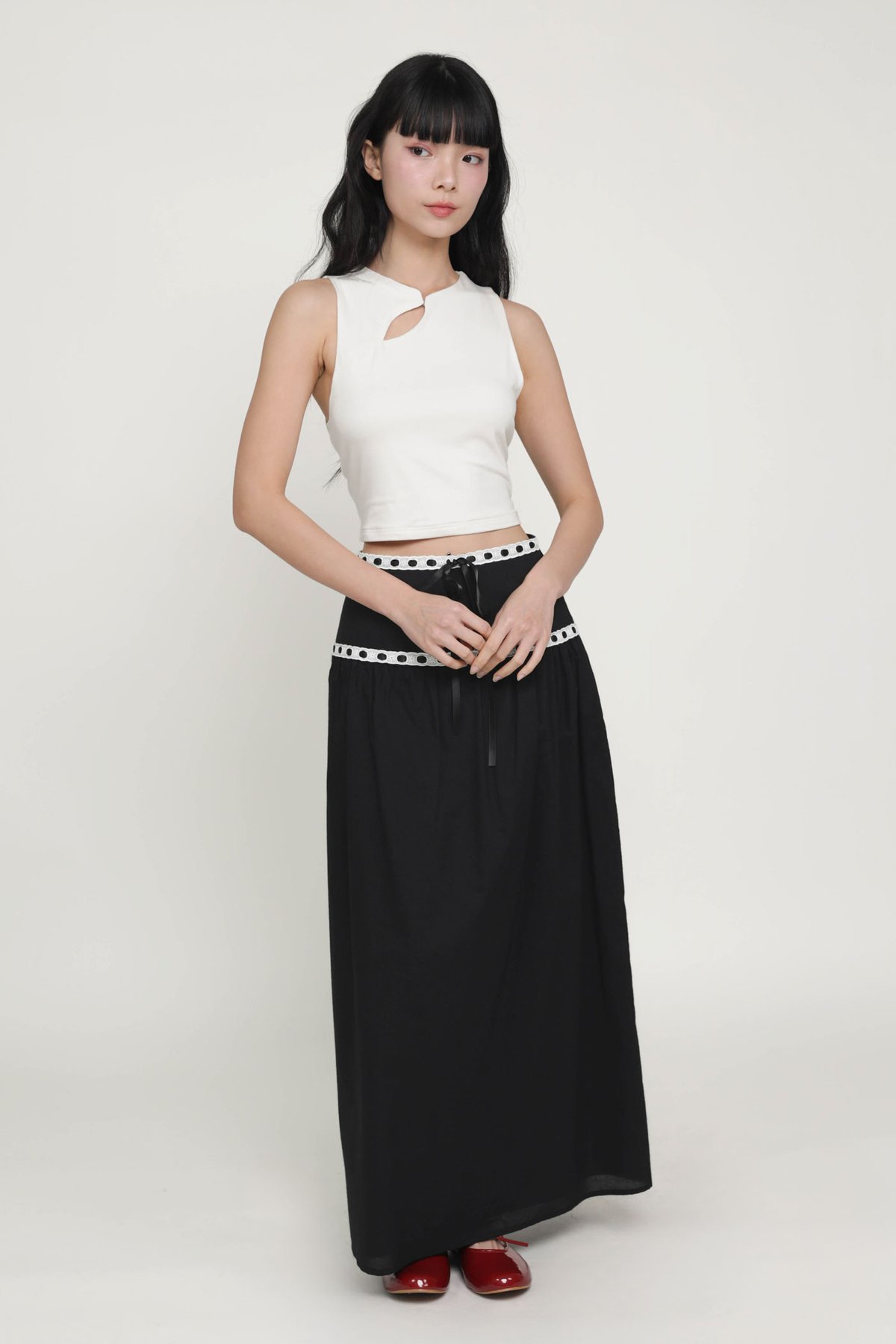 Winifred Ribbon Embroidery Maxi Skirt (Black)