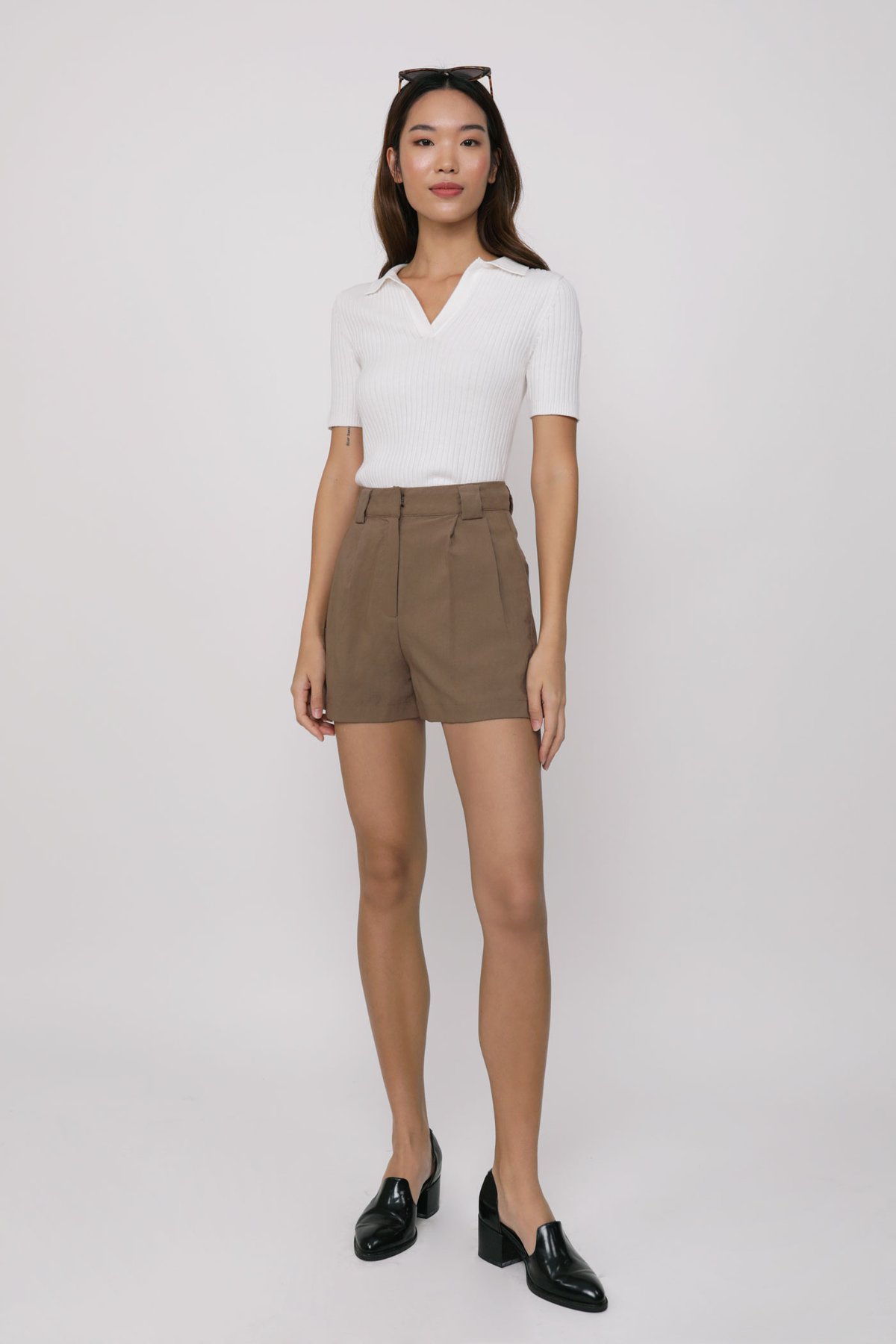 Chester Shorts (Brown)