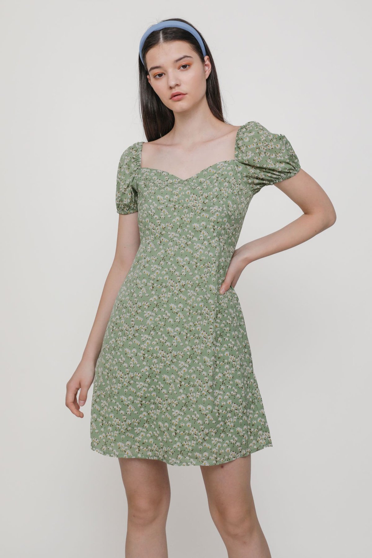 Emily Puffy Sleeve Dress (Green Daisies)