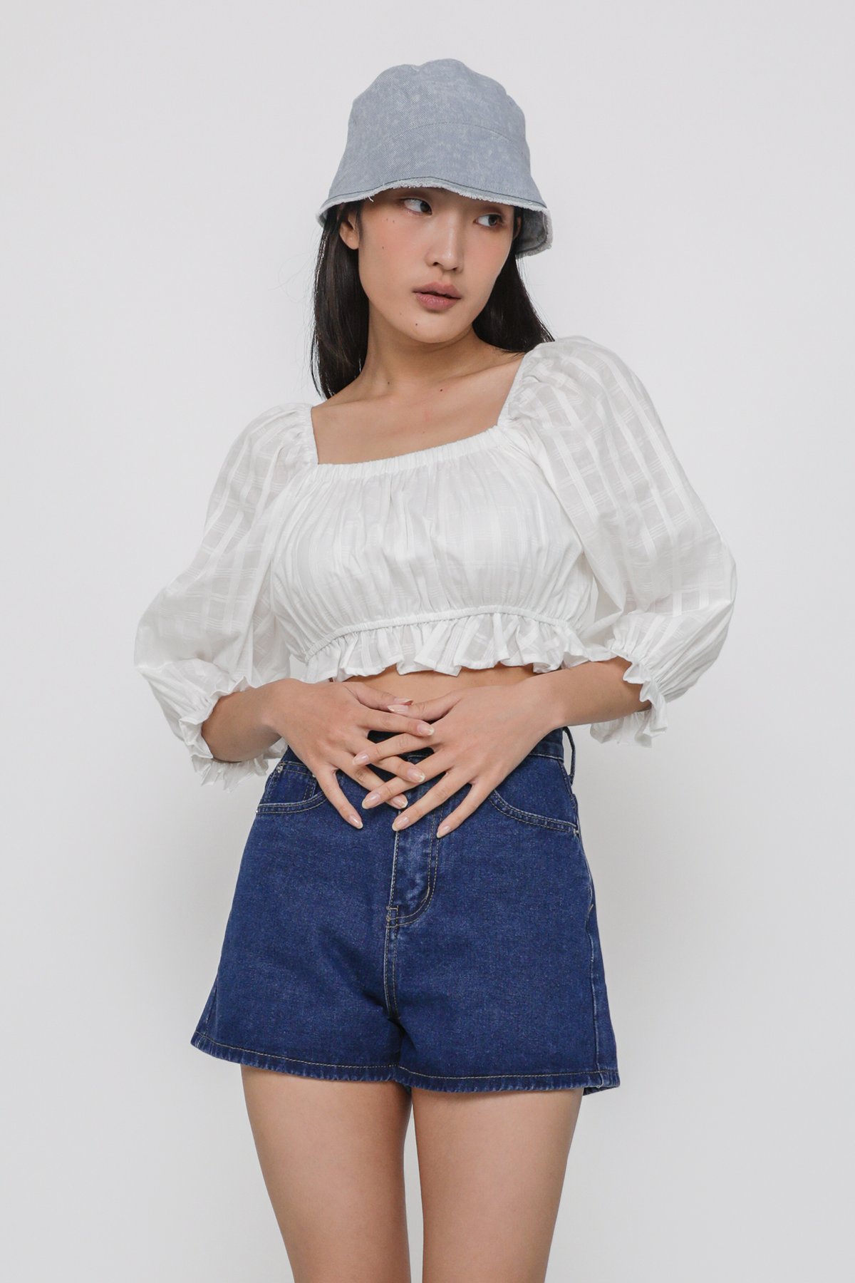 Lucio Sleeved Crop Top (White Gingham)