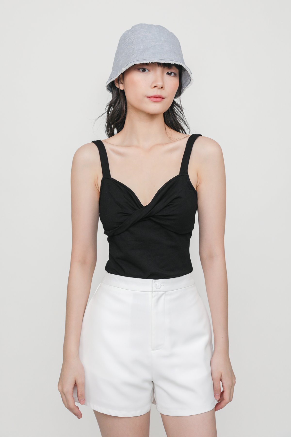 Eila Twist Front Top (Black)